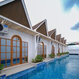 Serenity Garden Villas by Danka Hospitality, hotel i Hang Nadim International Airport