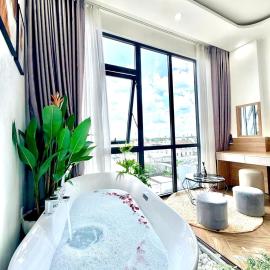 Dr402 Modern Studio W Bathtub and City Views