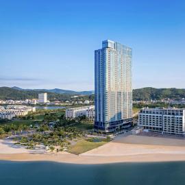 A La Carte Ha Long Bay Residence
