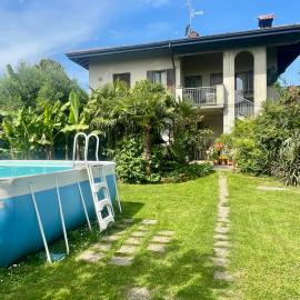Il giardino di Emilia - villa con piscina nel verde