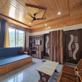 Hotel Rajinder Prasth, hotelli kohteessa Dalhousie