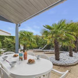 La Tranche-sur-Mer, maison pour 3 adultes-2 enfants, hotel in La Tranche-sur-Mer