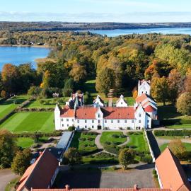 Guest apartment in the castle, отель в городе Хёэр