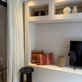 Luxury Boutique Apartment for 5 with Private Garden, Perfectly Located between Gent Sint-Pieters Station and the City Centre, hotel in Ghent