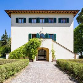 Villa Sorbaiano 10 by VacaVilla