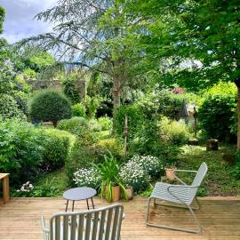 MAISON MATEJEWSKI chambre d'hôtes avec jardin, hotel a Blaye