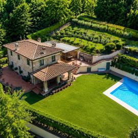 -Casale Eden Versilia Swimming Pool and Garden-