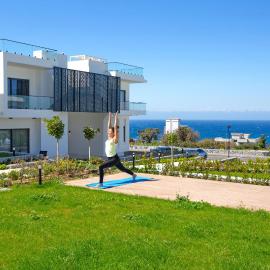 Aqualina C2-4 by HolidayKeys, hotel din Kyrenia