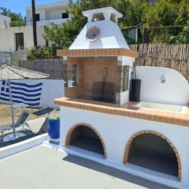 Sea Breeze Stegna, hotel en Archangelos