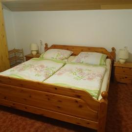 Gästezimmer Rauchecker Eging، فندق في إجينغ