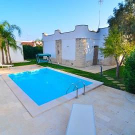 Boomerang Villas 1 - Villa Nadia con Piscina nel Boomerang Village a Torre Colimena