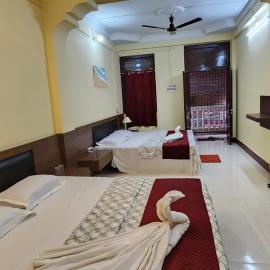 Hotel Roy's, hotel v destinaci Shādipur