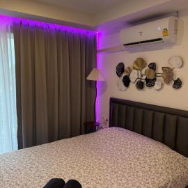 Sunset view apartment with a pool MAIKHAO Phuket, hotel in Ban Mai Chalae