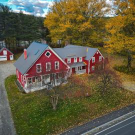 Franconia Village Retreat- Pristine Quiet Private Apartment to Ski Hike Bike and Brews, hotel in Franconia