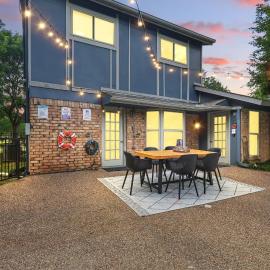 Best of Garland - Pool, Cinema Rm, BBQ 3BD - 2BA