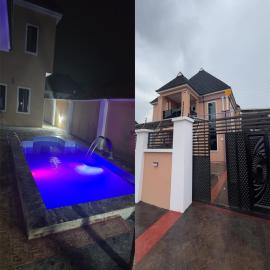 2bedroom Ensuite Home with Pool ,Wifi & 24 hour Power, hotel in Akure