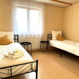 M B Homes Reutlingen2 Worker House, hotel din Pfullingen