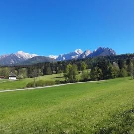 Profumo di montagna - Residence ai Caprioli Tarvisio, hotel en Tarvisio