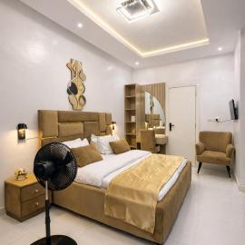 DipNik Residence – hotel w mieście Lagos
