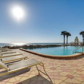 Oceanfront Studio w/ Resort Perks in Daytona Beach