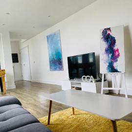 R&O Property Experts - Riverside Flat - 2 Bedroom and 3 Bedroom available with open parking, hotel a Cambridge