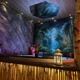 Moonlight Jungle Suit Luxury experience