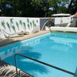VILLA COSY avec PISCINE ET SPA EN BORD DE MER, khách sạn ở Rivedoux-Plage