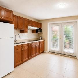 Bright & Spacious Suite in Quiet Vancouver West