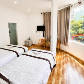 Khách sạn Phương Danh, hotel u gradu Phú Tài (1)