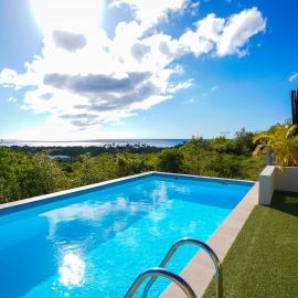 Condo Frangipani with seaview in Kombawa Domaine, hotel in Les Terres Basses