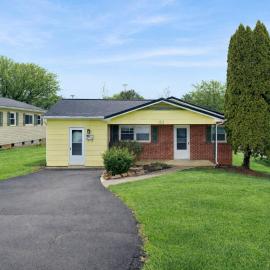 Centralized Modern Home in Johnson City、ジョンソンシティのホテル