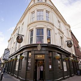 The Dickens Bar & Inn, hotel in Scarborough