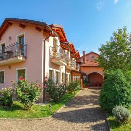 Pivka Na Meji Resort, hotel v destinácii Pivka