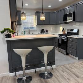 Modern retreat in Richmond Near SF & Berkeley