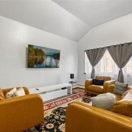 Spacious 3BR Bronx Apartment 2BA Near Yankee Stadium & NYC