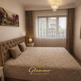 Glamour Residence Oradea - Modern Suite with Parking, hotel Nagyváradon