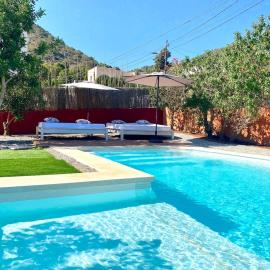 Apartment Casa Bonada close to Playa den Bossa, hotel a Sant Josep