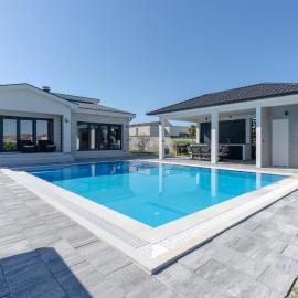Villa Mirage