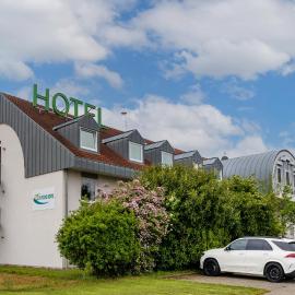 Hotel SunParc - SHUTTLE zum Europa-Park Rust 4km & Rulantica 2km, hotel u gradu 'Ringsheim'