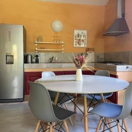 Le studio de la Villa Léouzière, hotel a Belvézet