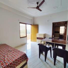 Near Iskcon Mandir & Prem Mandir walkable distance