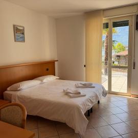 Albergo Lario, отель в городе Джера-Ларио