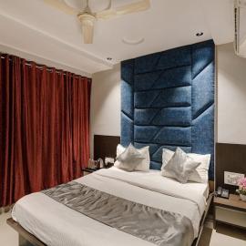 Hotel Hill Look Inn، فندق في غانديناغار