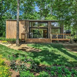 Serene Modern Tiny Home with Fiery Gizzard Reservoir Views Near Tracy City | Tennessee, hotel en Tracy City