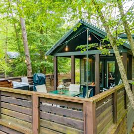 Amazing Cabin Fire Pit Provided in Monteagle, Tennessee, מלון במונטיגל