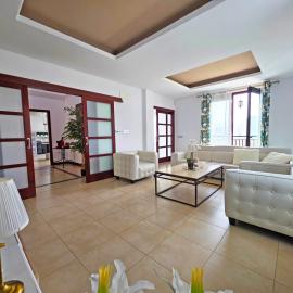 Villa Anahera Rooms, hotel in Teror