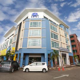 Pantai Regal Hotel, hotel di Kuantan
