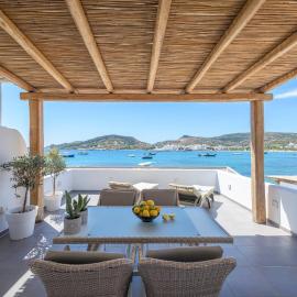 Michalakis Seaside Suites