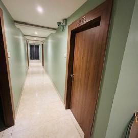 Hotel Deluxe Rooms Kompally Hyderabad, hotel u gradu Begampet