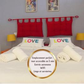 Studio Revy 4 - Confort et équipé - Centre ville, hotel in Néris-les-Bains